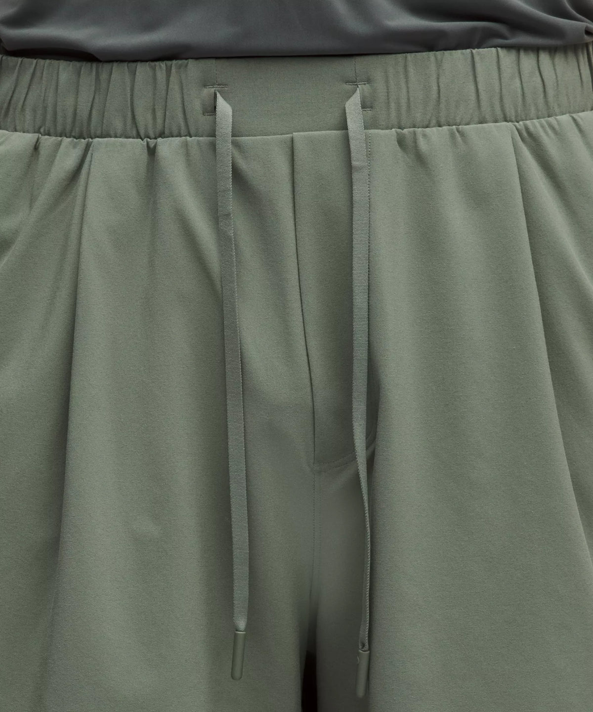 Short de corte amplio