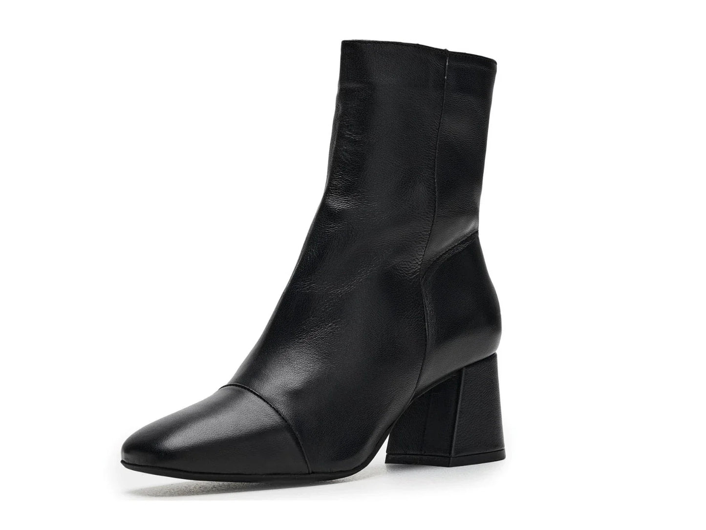 Botines de mujer de cuero color negro