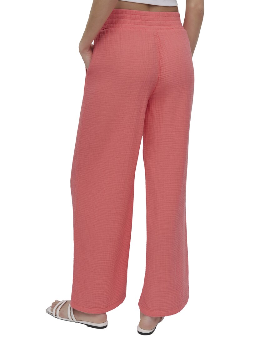 Pantalón de pierna ancha con pliegues