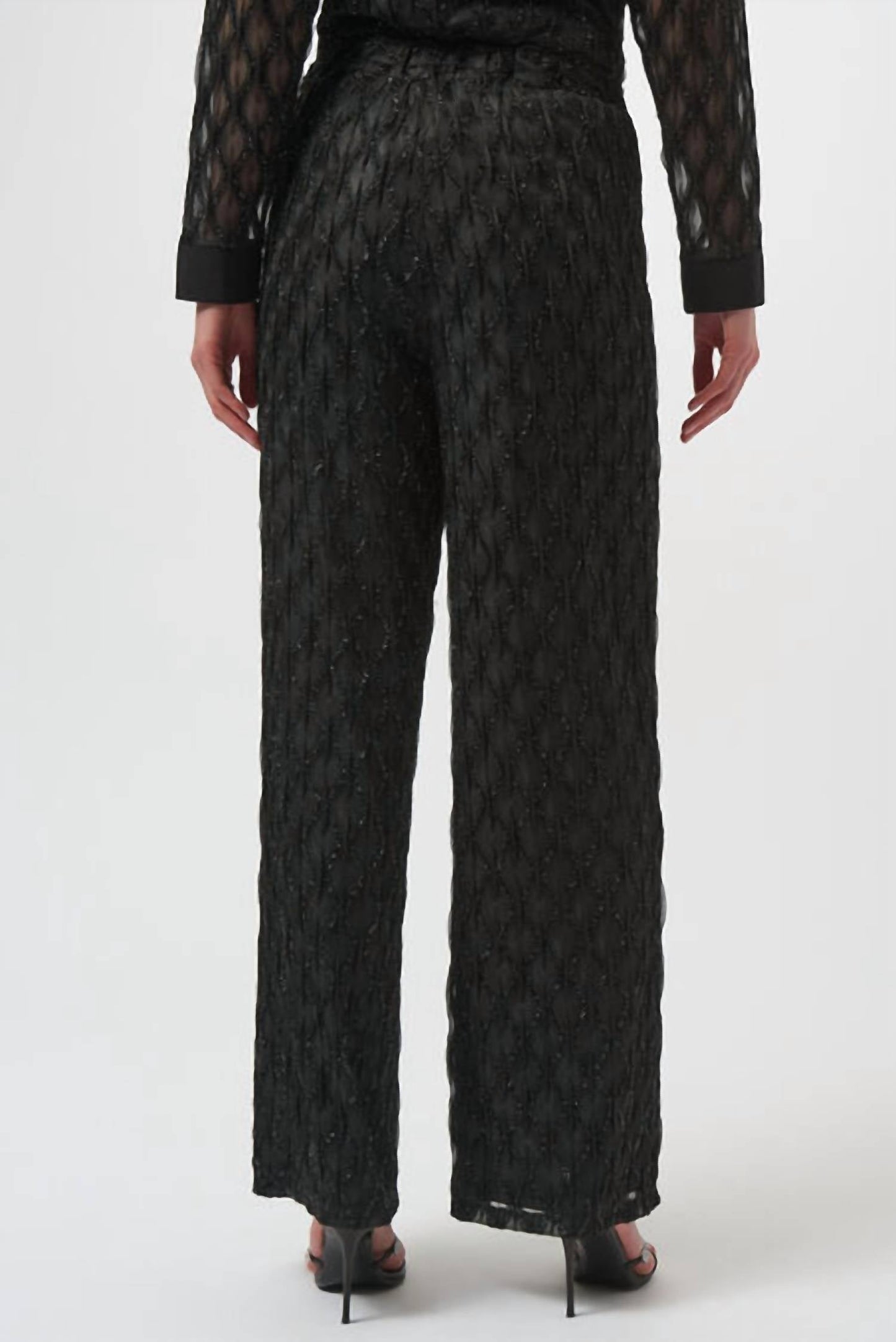 Pantalón color negro