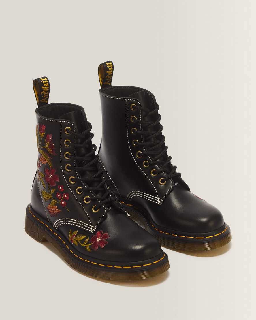 Botas de cuero con estampado floral con cordones