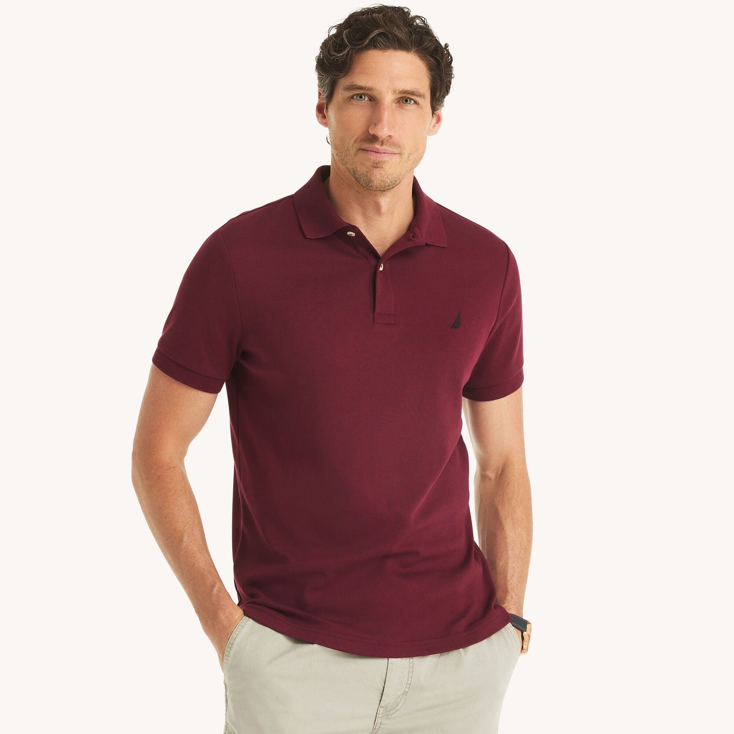Polo de hombre de corte ajustado