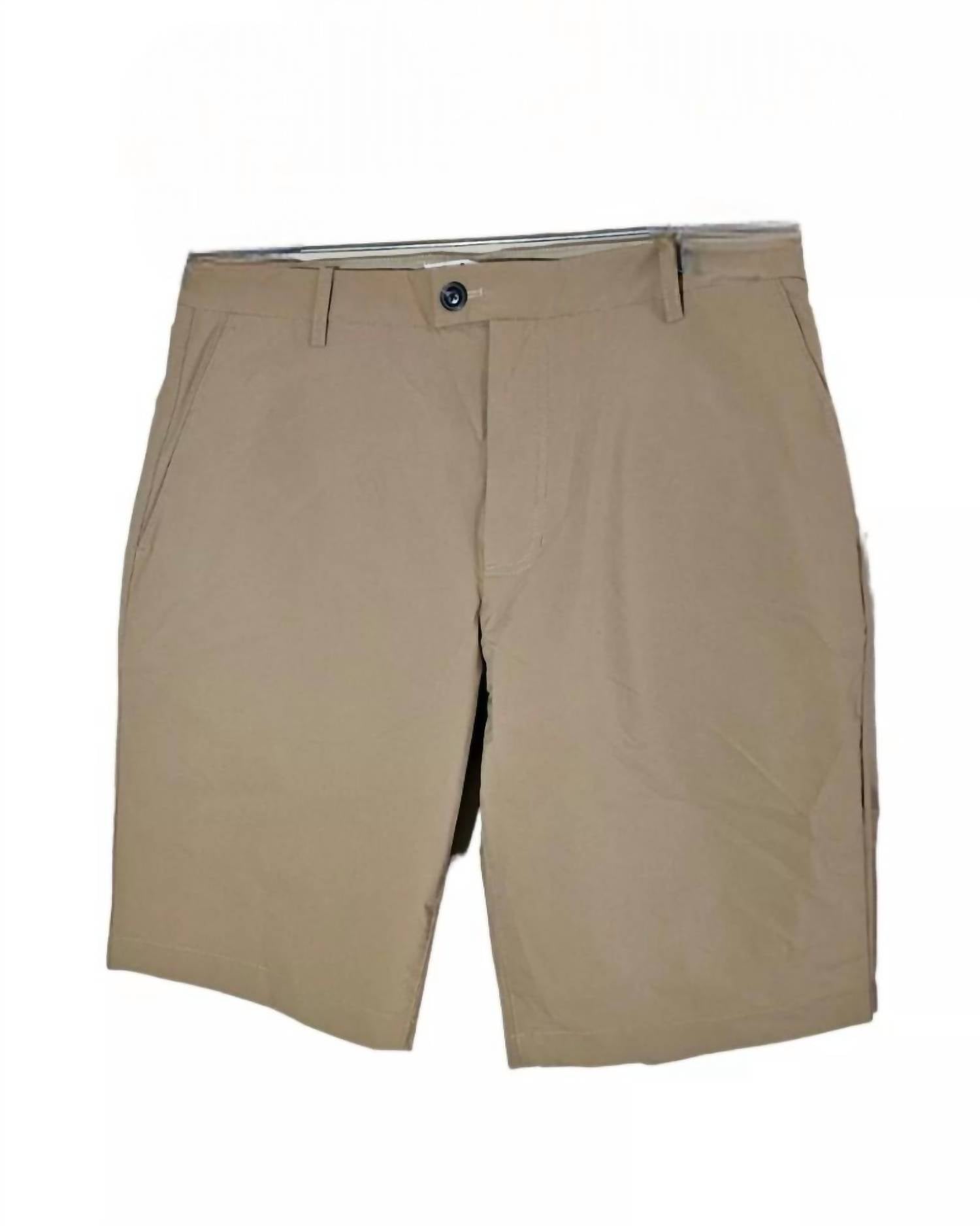 Short de hombre color caqui