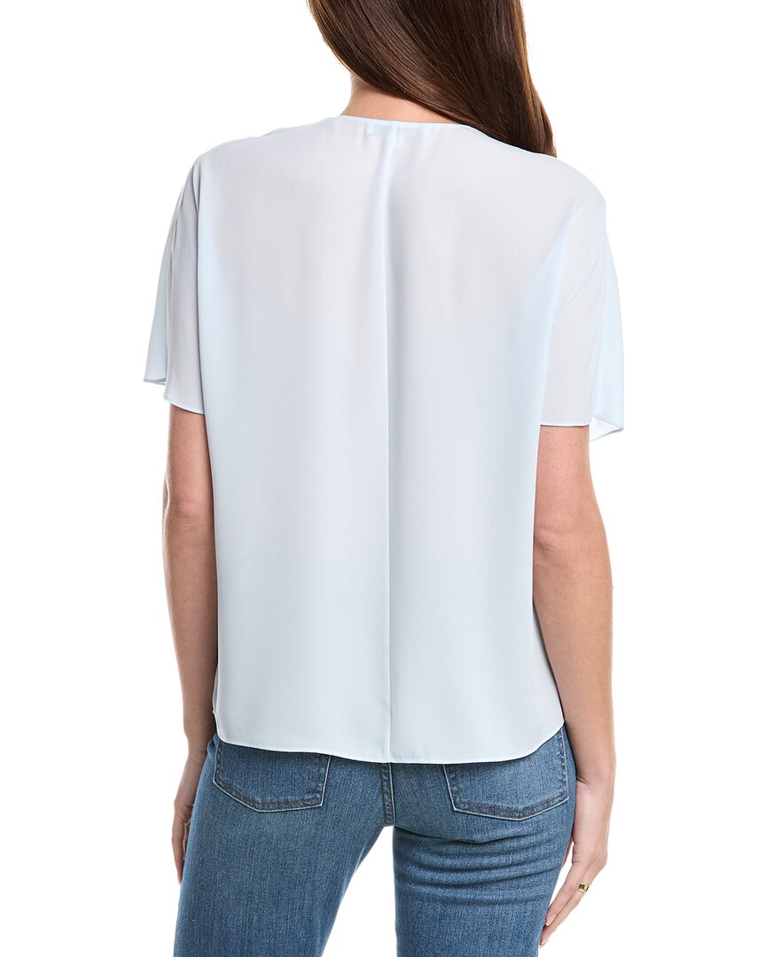 Blusa con cuello en V