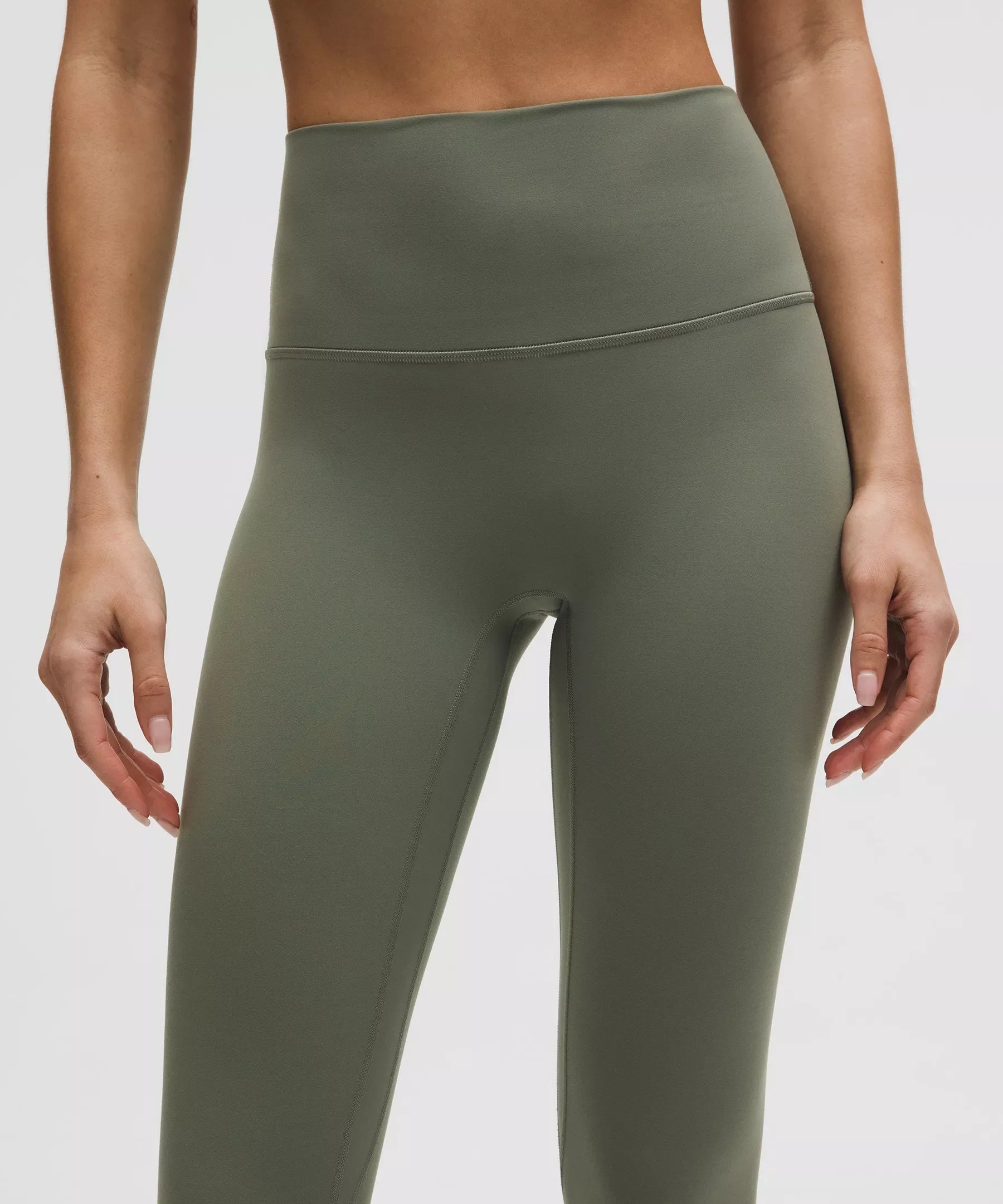 Pantalón de tiro alto