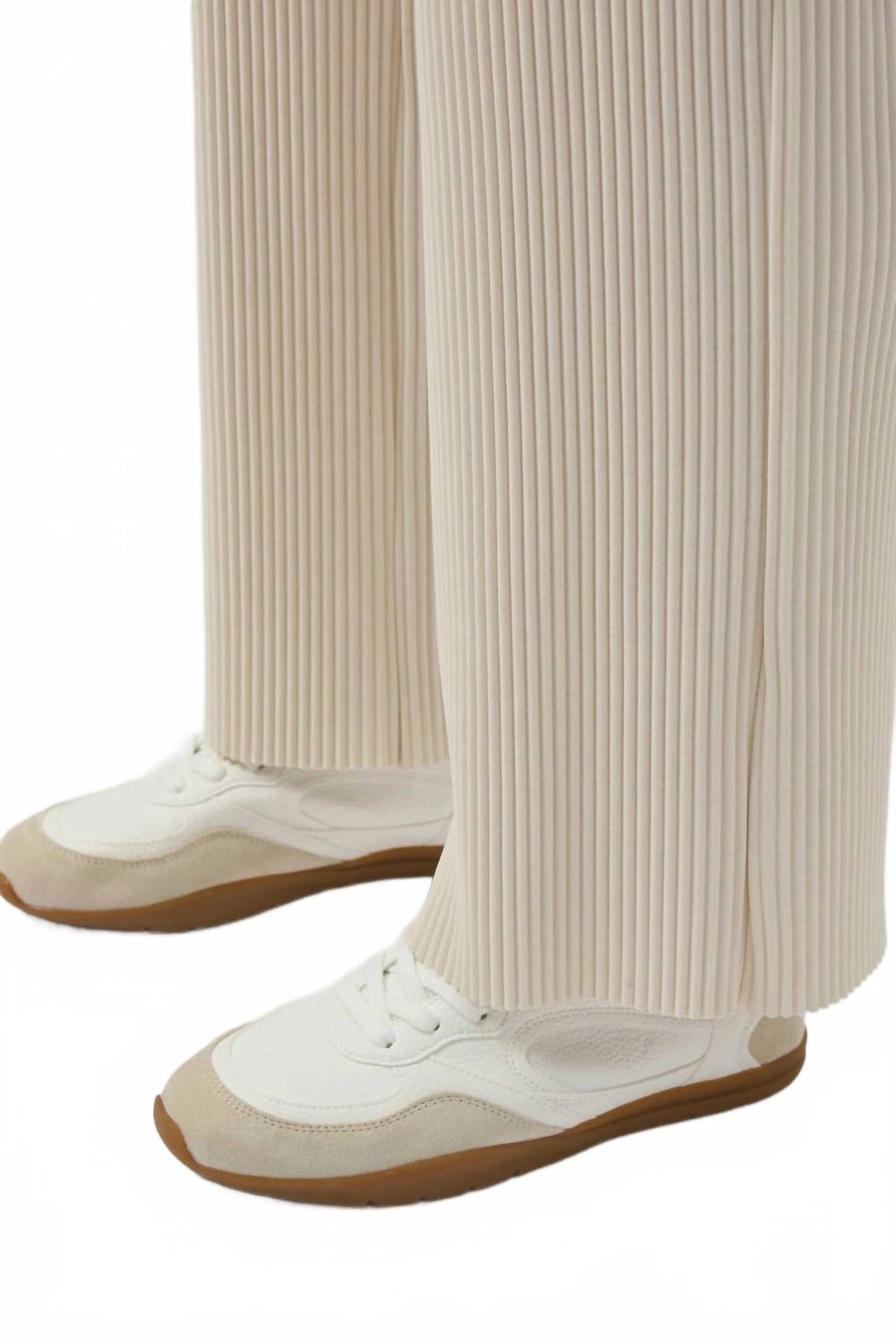 Pantalón de mujer de pierna ancha con pliegues