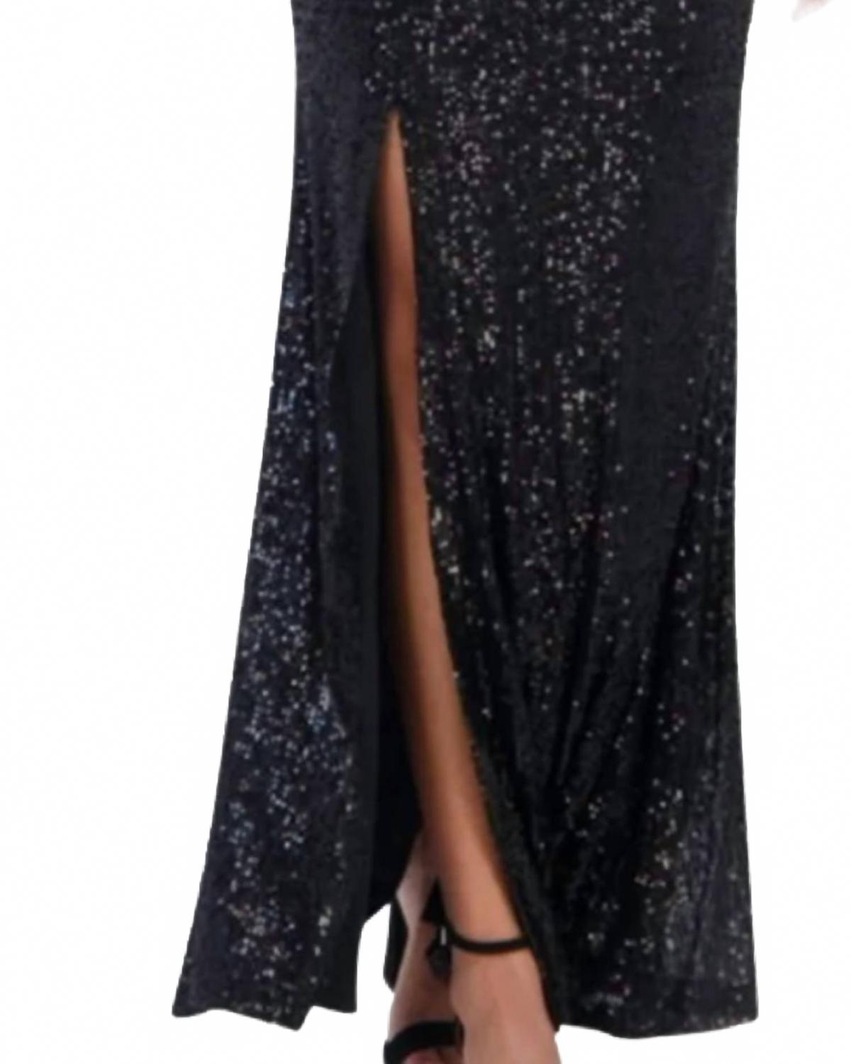 Vestido con lentejuelas color negro
