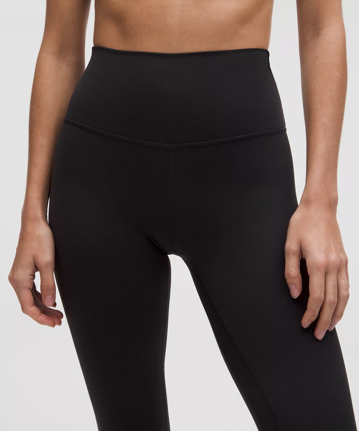 Pantalón de tiro alto
