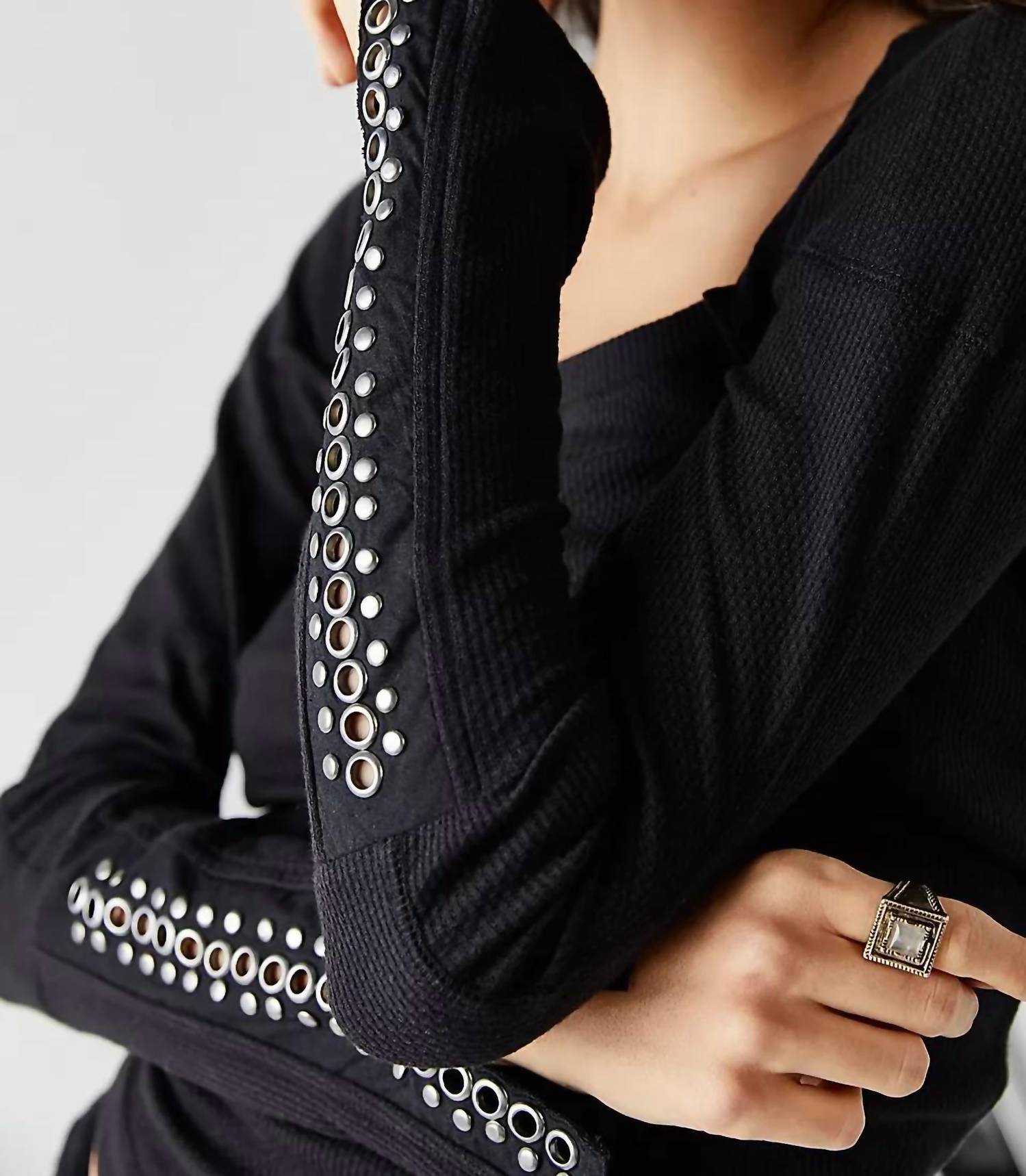 Top color negro