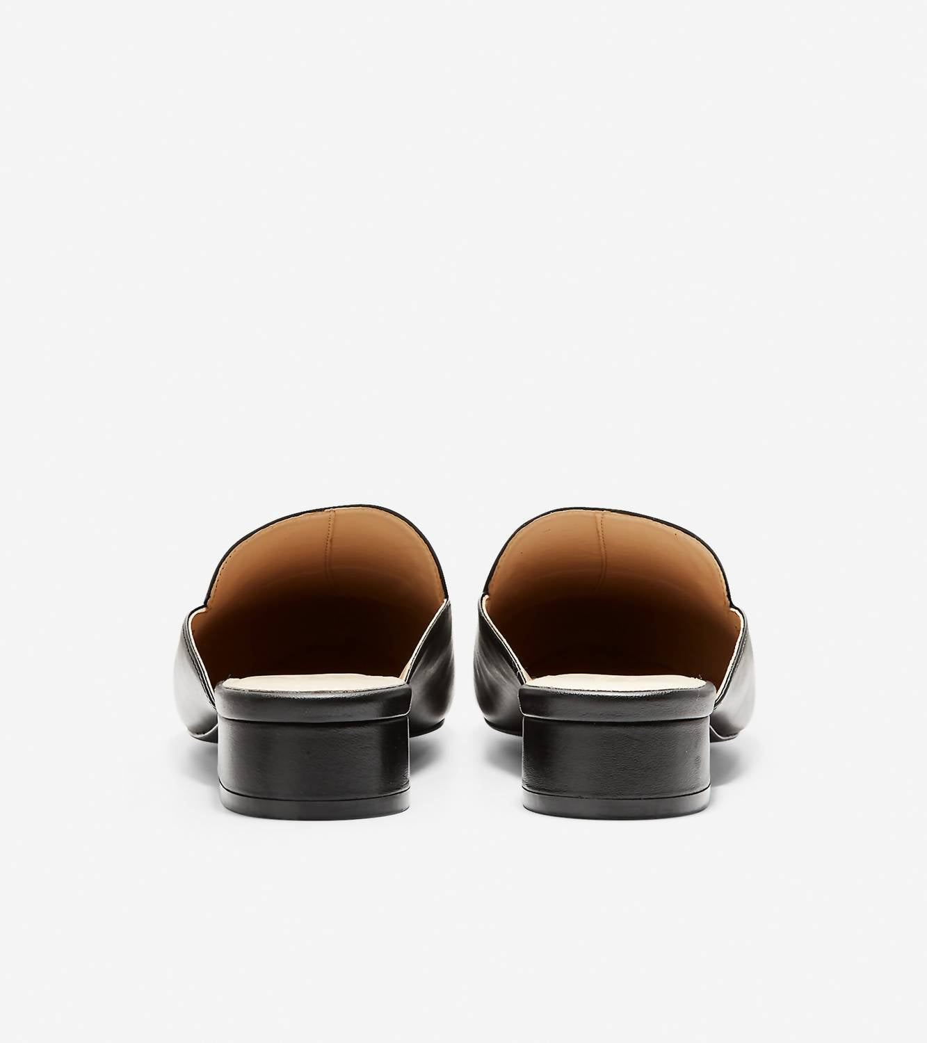 Zapatos destalonados de mujer color negro