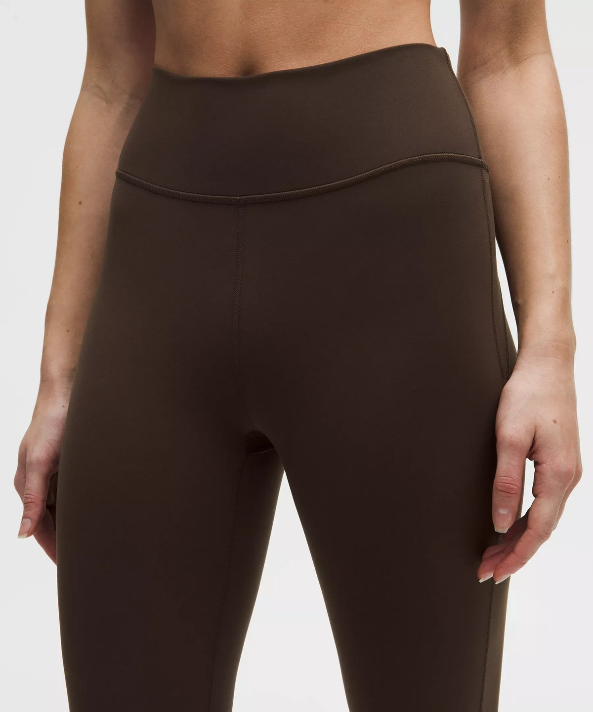 Pantalón de tiro alto