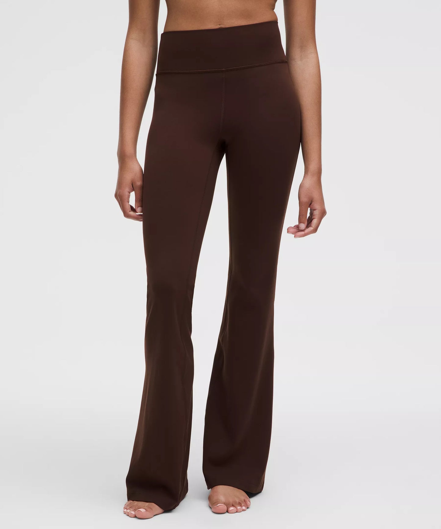 Pantalón de tiro alto