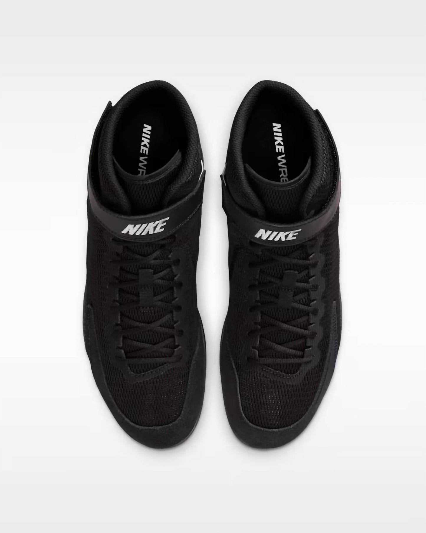 Tenis de hombre color negro y blanco