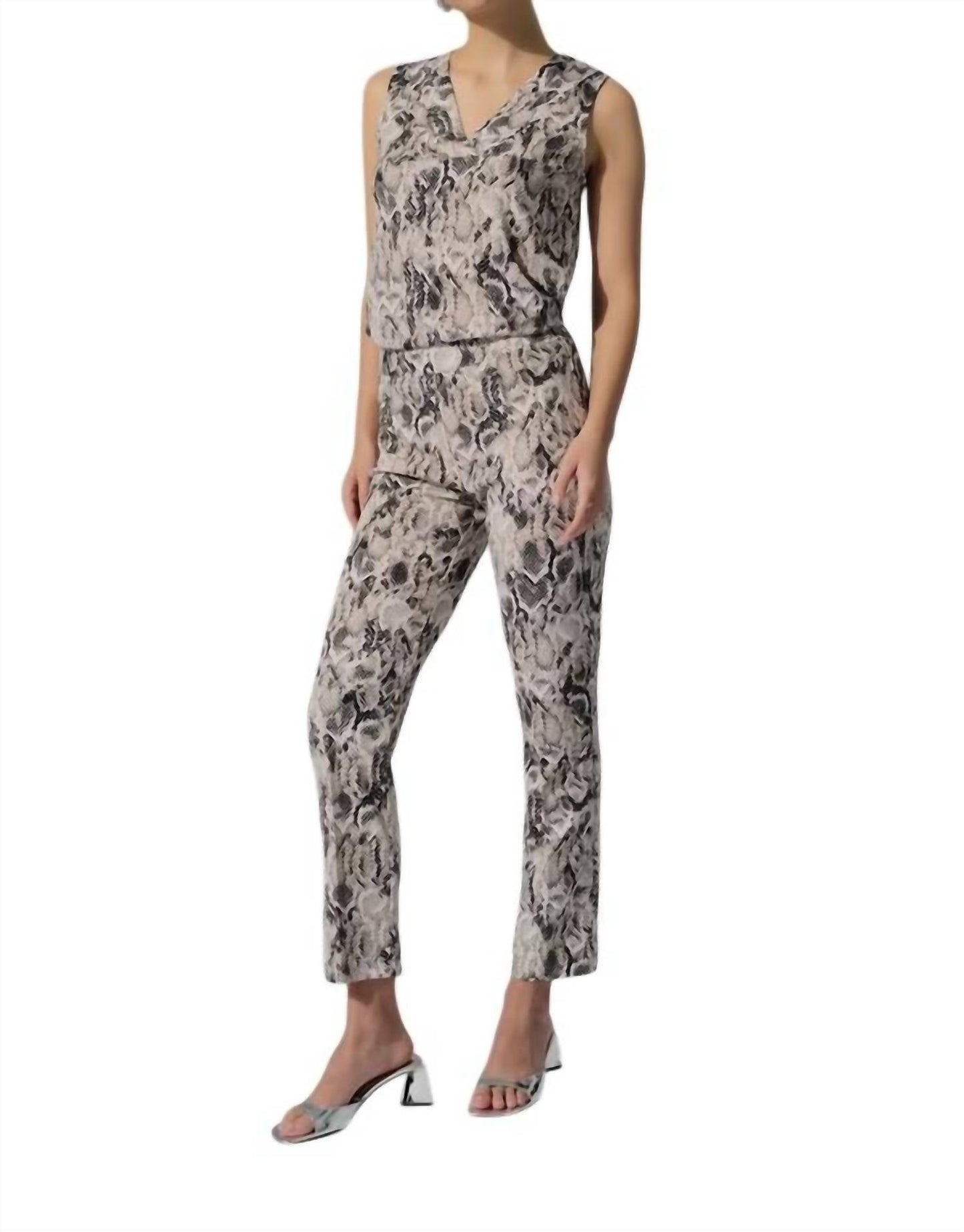 Pantalón color beige