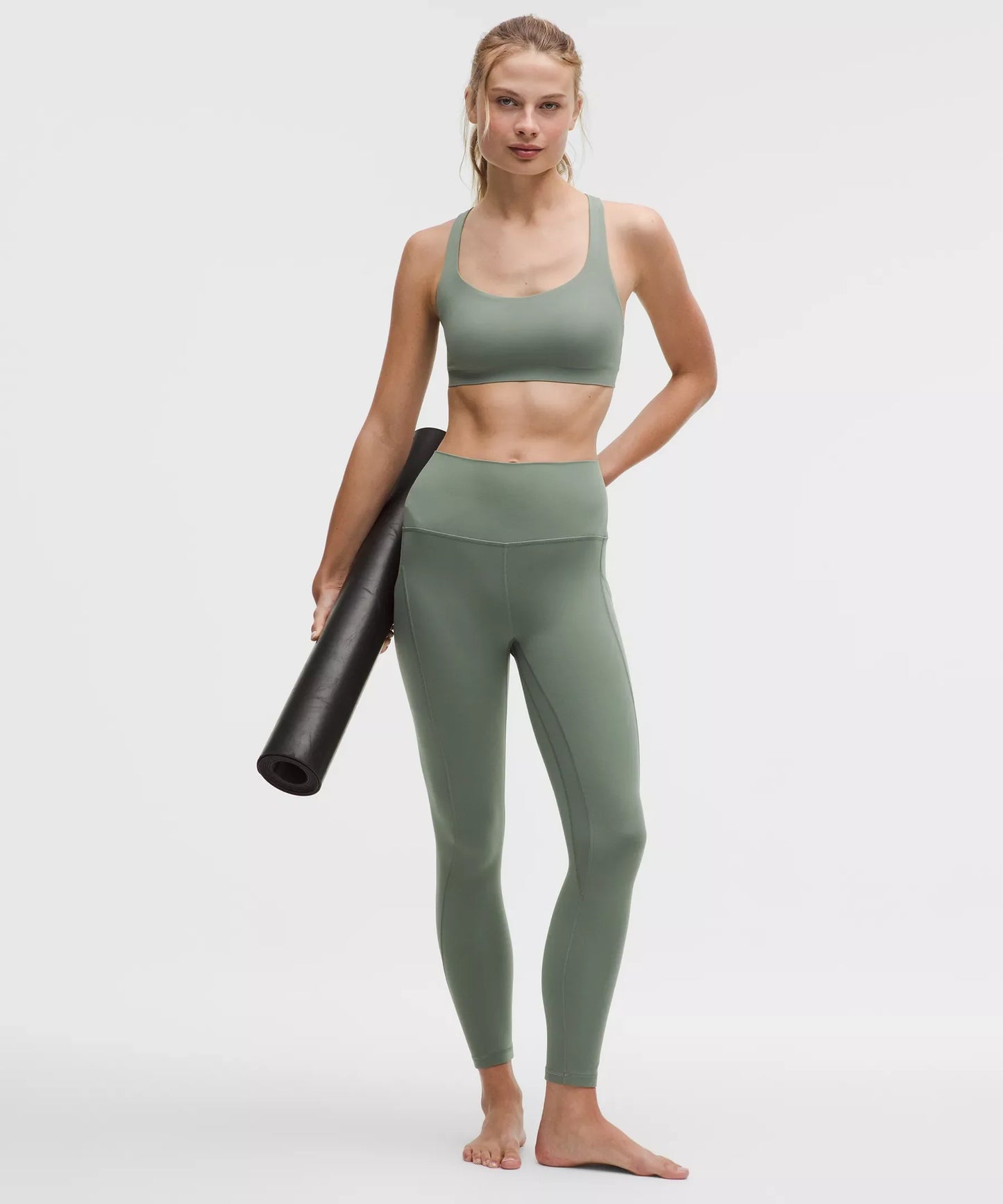 Pantalón de tiro alto