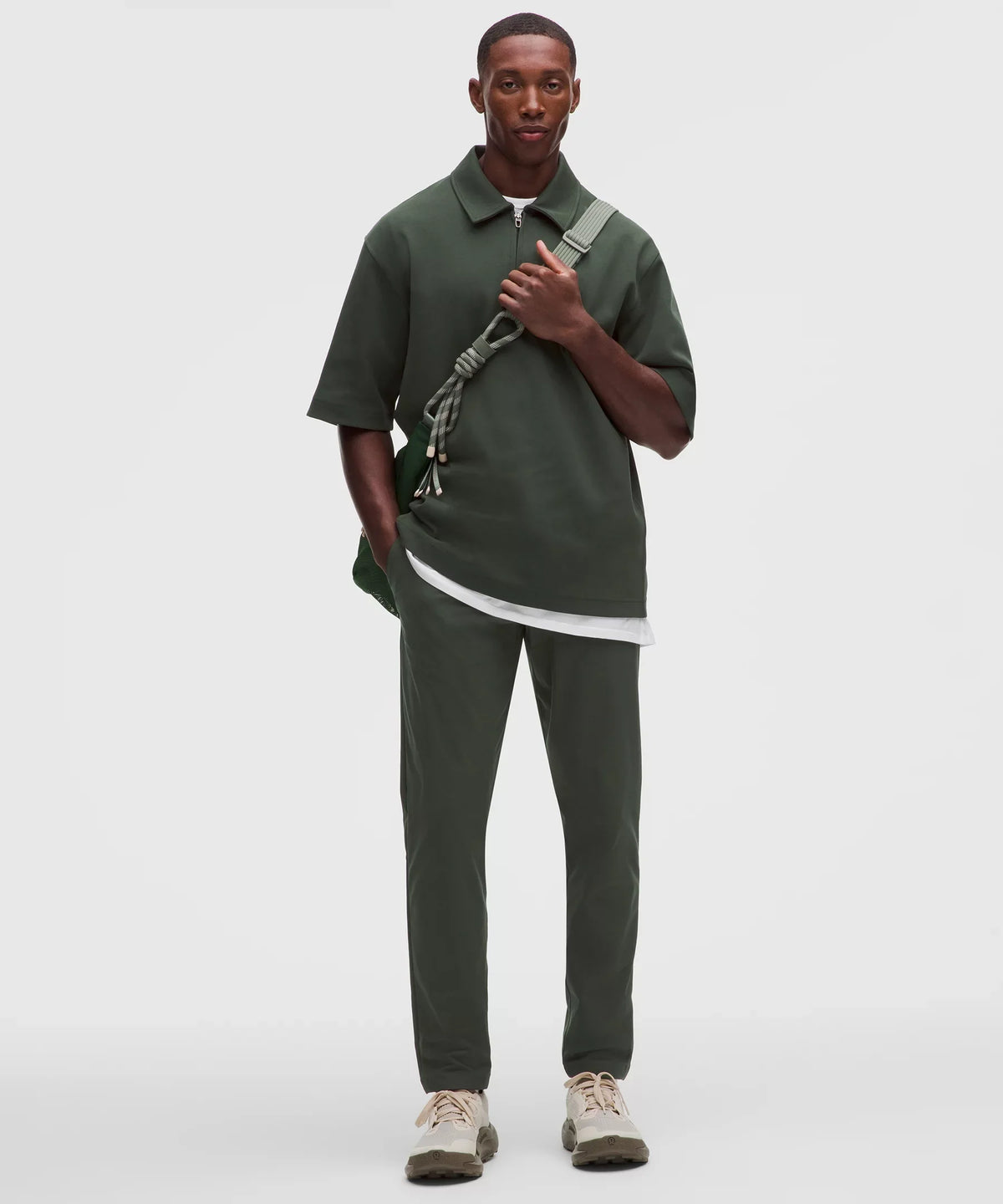 Pantalón de corte ajustado