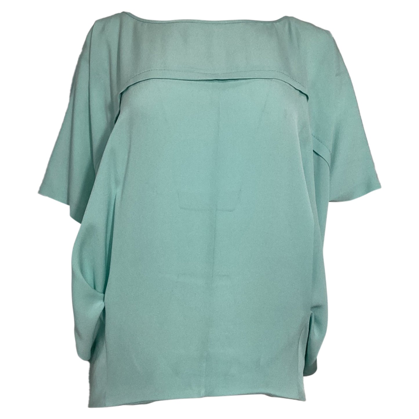 Blusa de seda de manga corta color turquesa