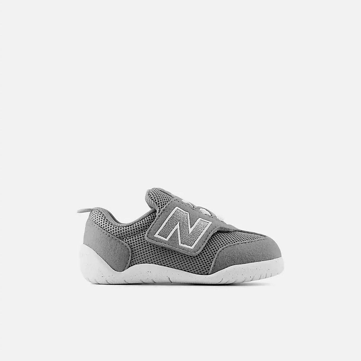 Zapatos infantil color blanco y gris