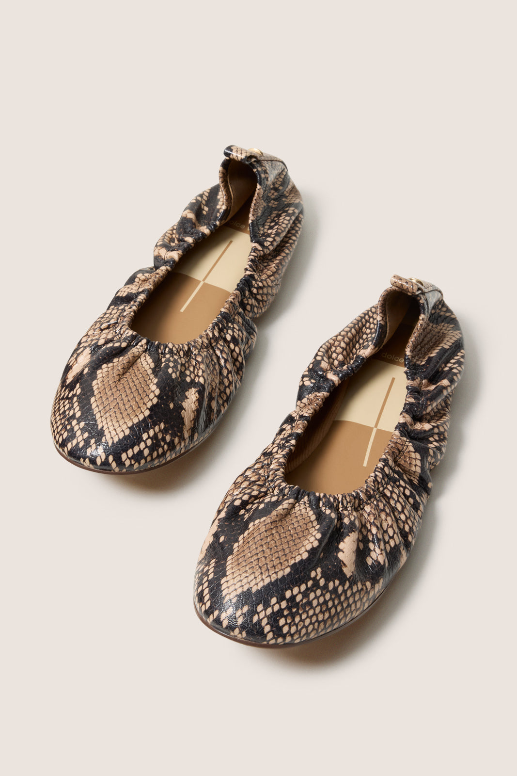 Zapatos planos de mujer