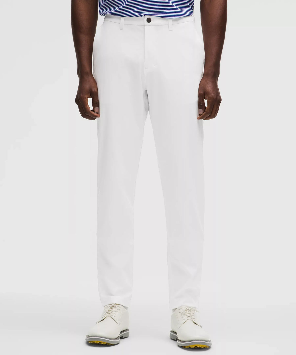 Pantalón de corte ajustado