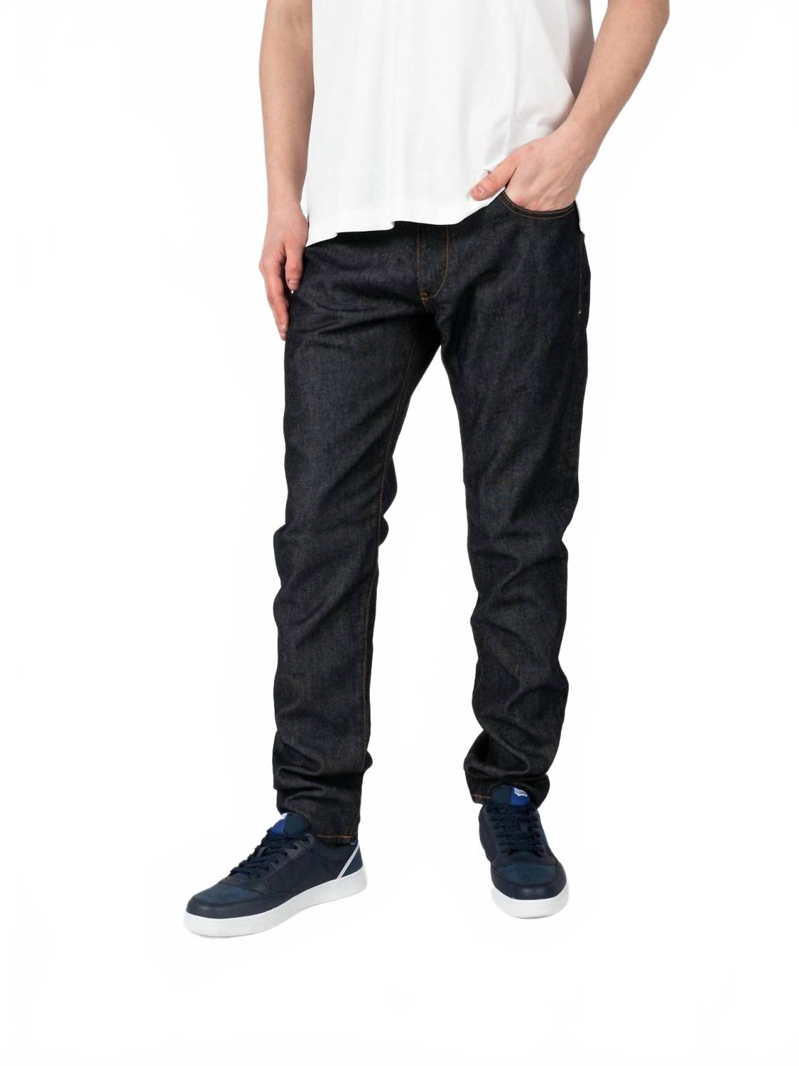 Jean de mezclilla color azul oscuro