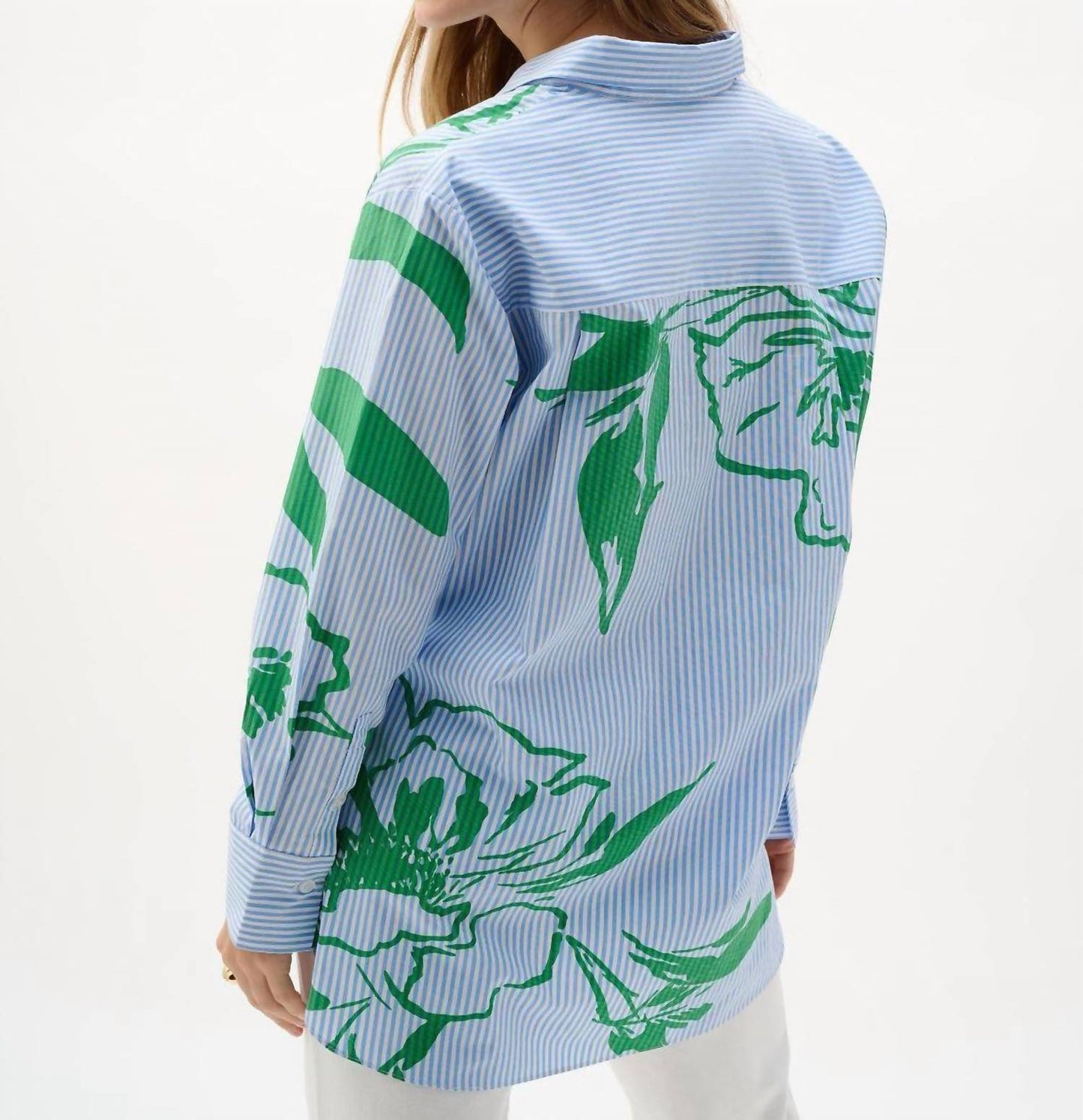 Blusa con estampado floral a rayas color azul y verde