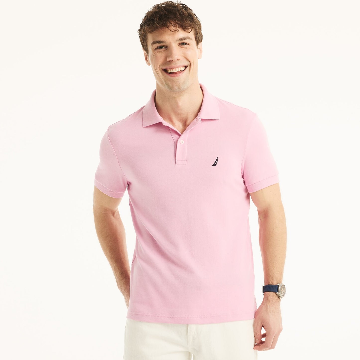 Polo de corte ajustado