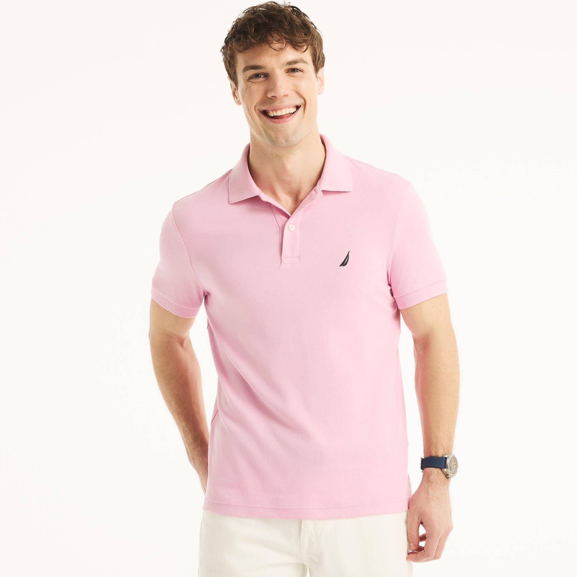 Polo de corte ajustado