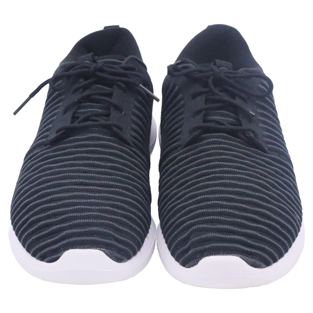 Tenis de nailon color negro