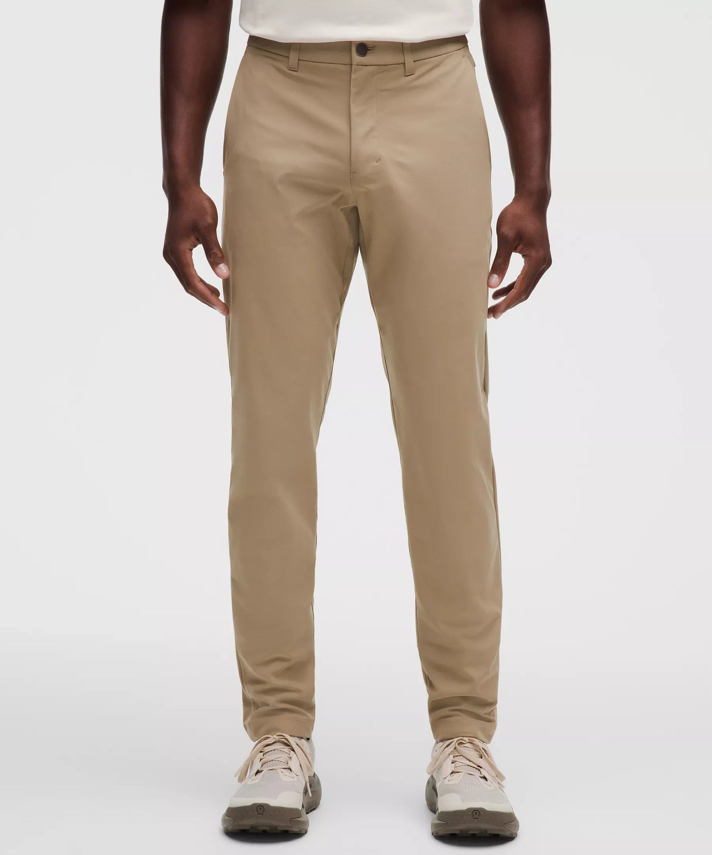 Pantalón de corte ajustado