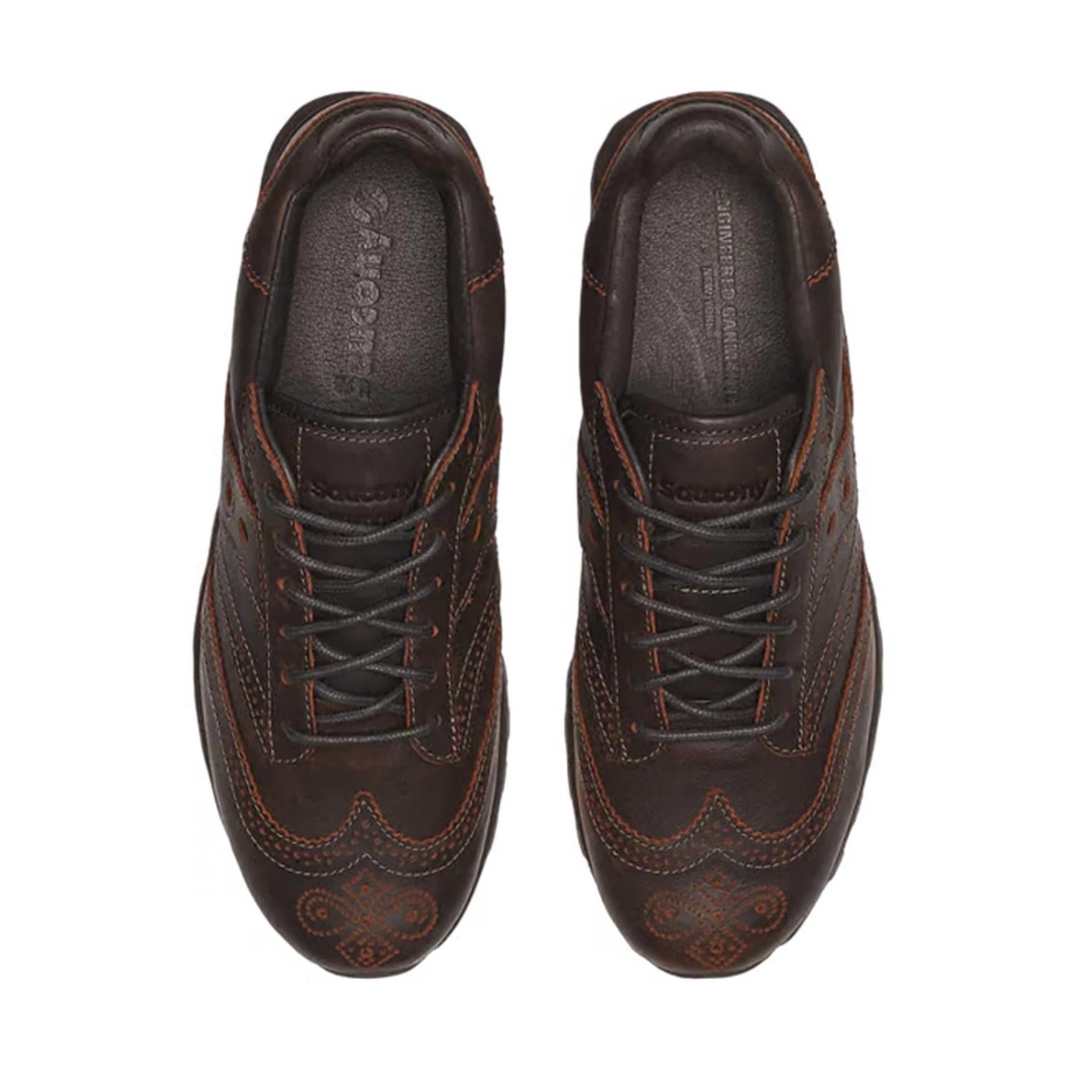 Tenis de hombre color café