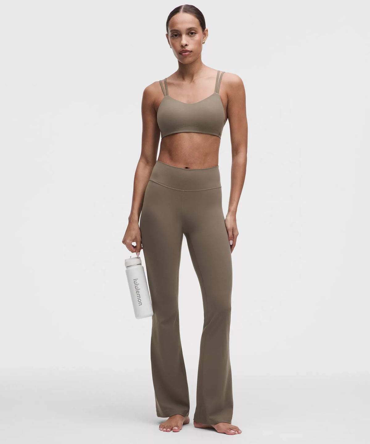 Pantalón de tiro alto