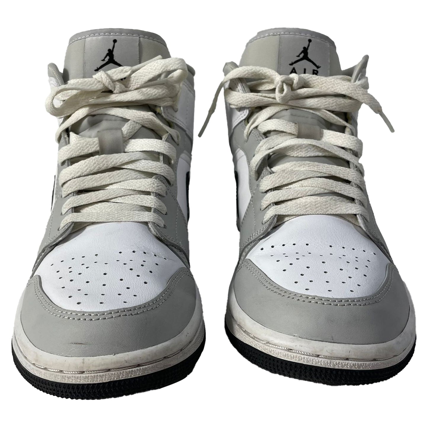Tenis de cuero color gris