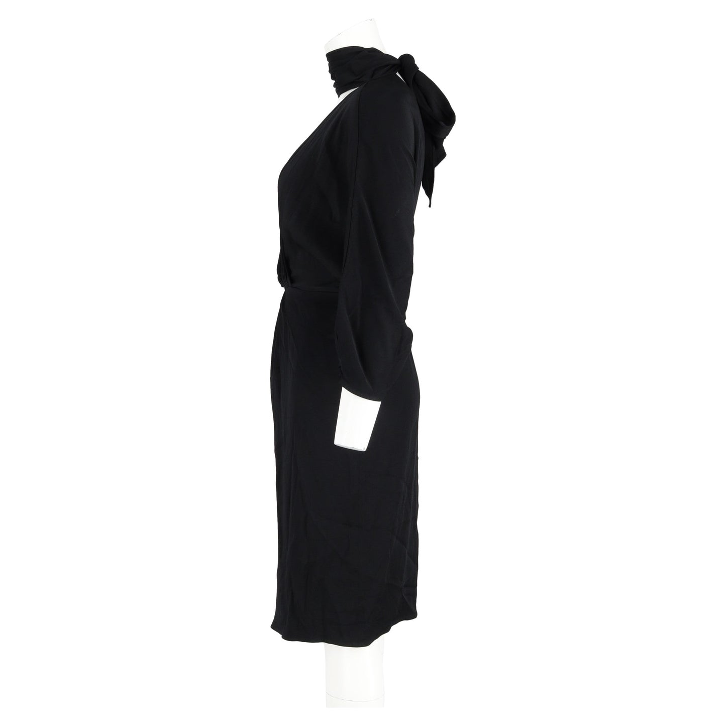 Vestido de acetato con cuello en V color negro