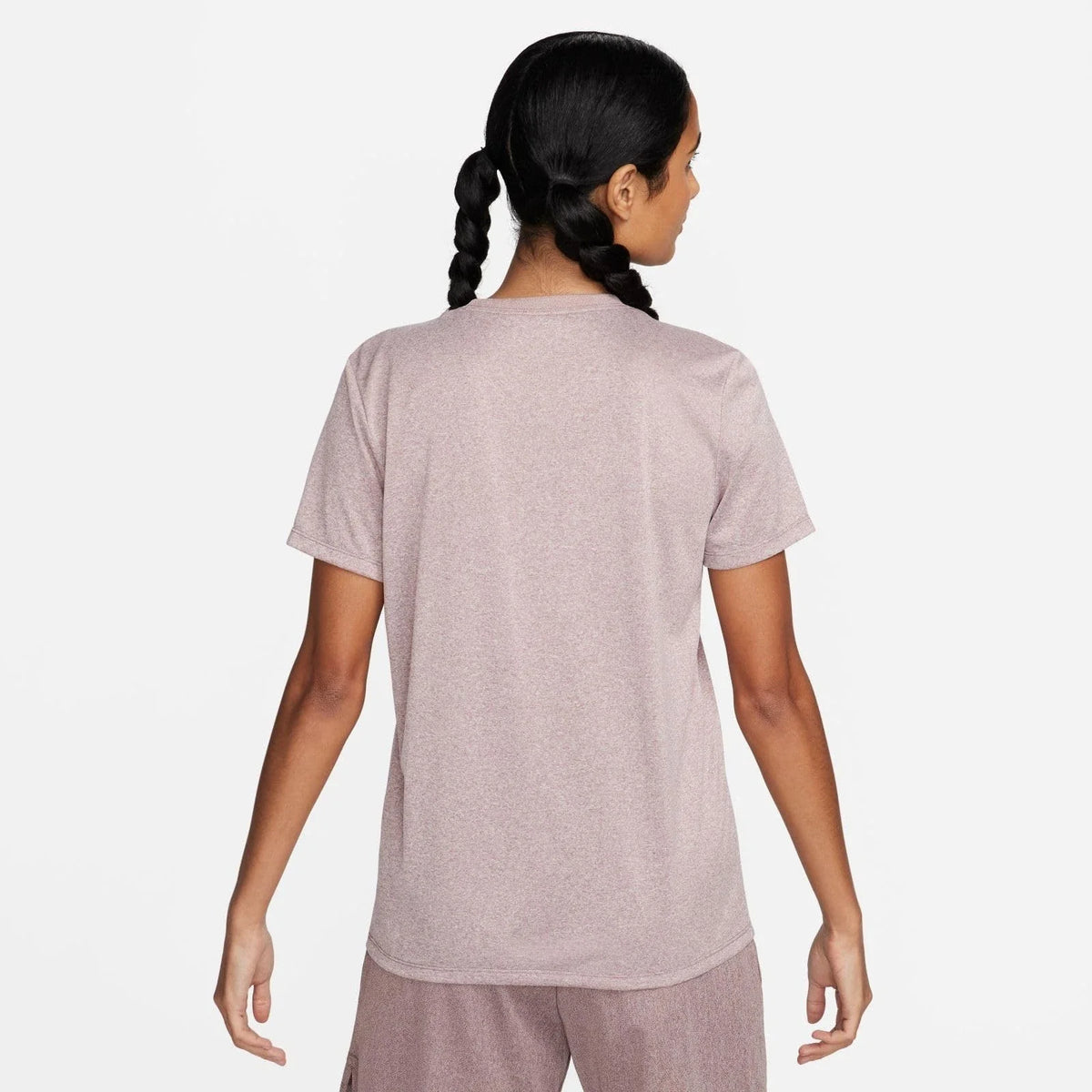 Top de mujer con cuello redondo de corte amplio color café
