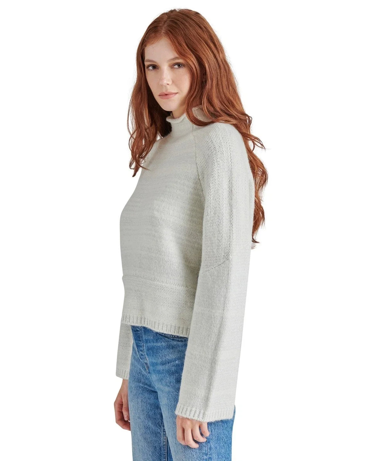 Suéter de mujer con cuello alto color gris