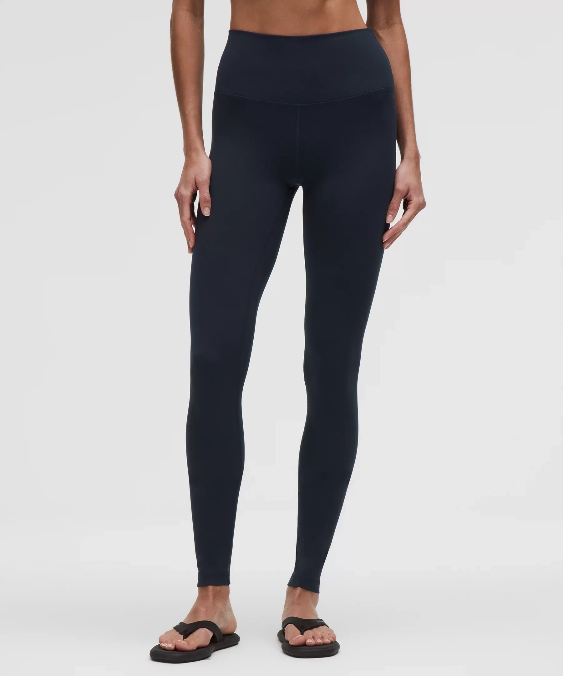 Pantalón de tiro alto