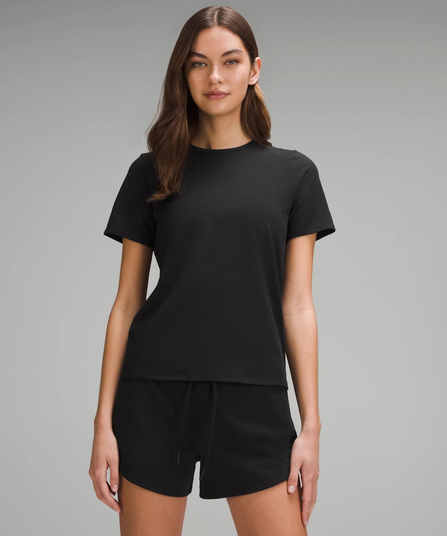 Camiseta de algodón con cuello redondo