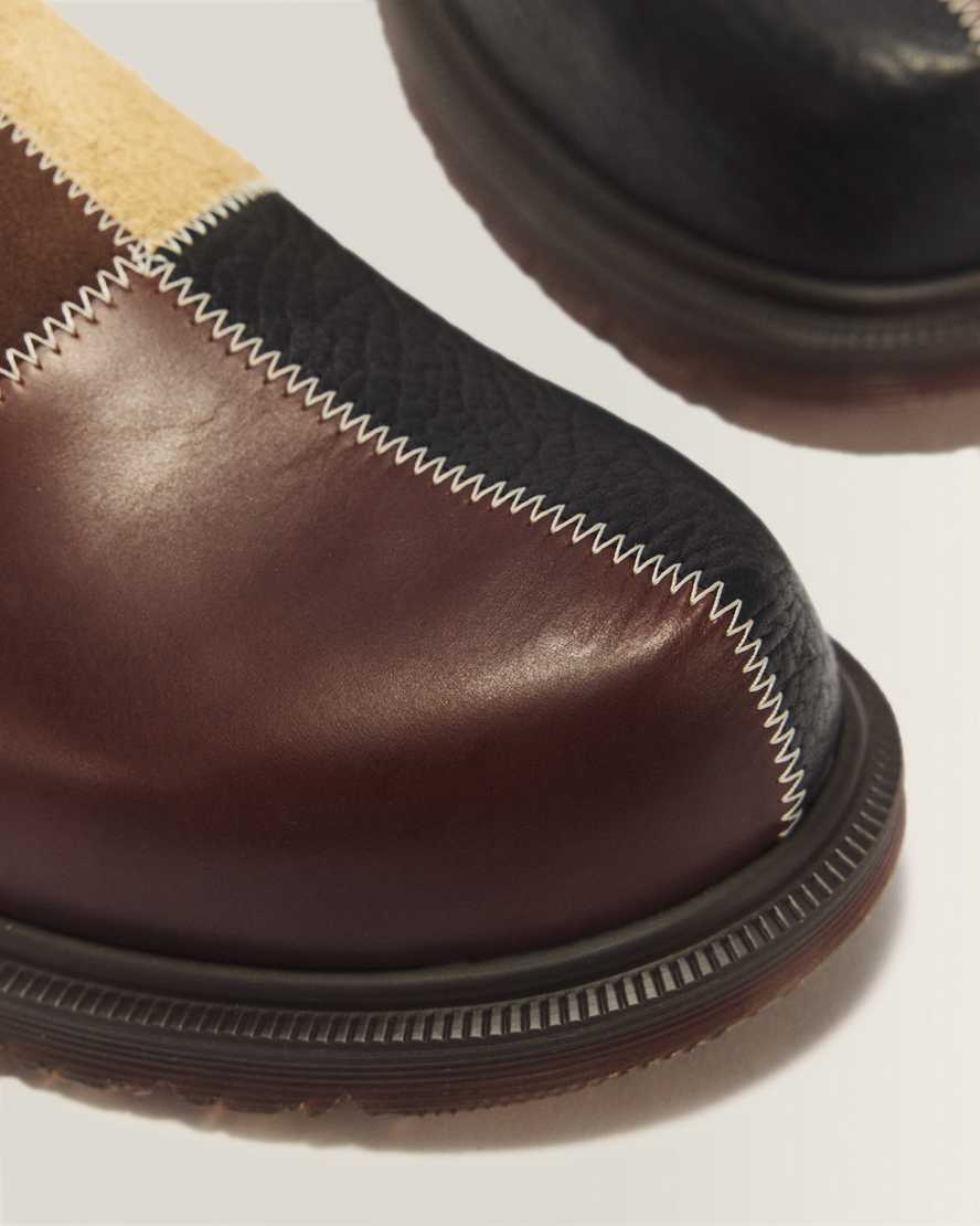 Zapatos destalonados de cuero