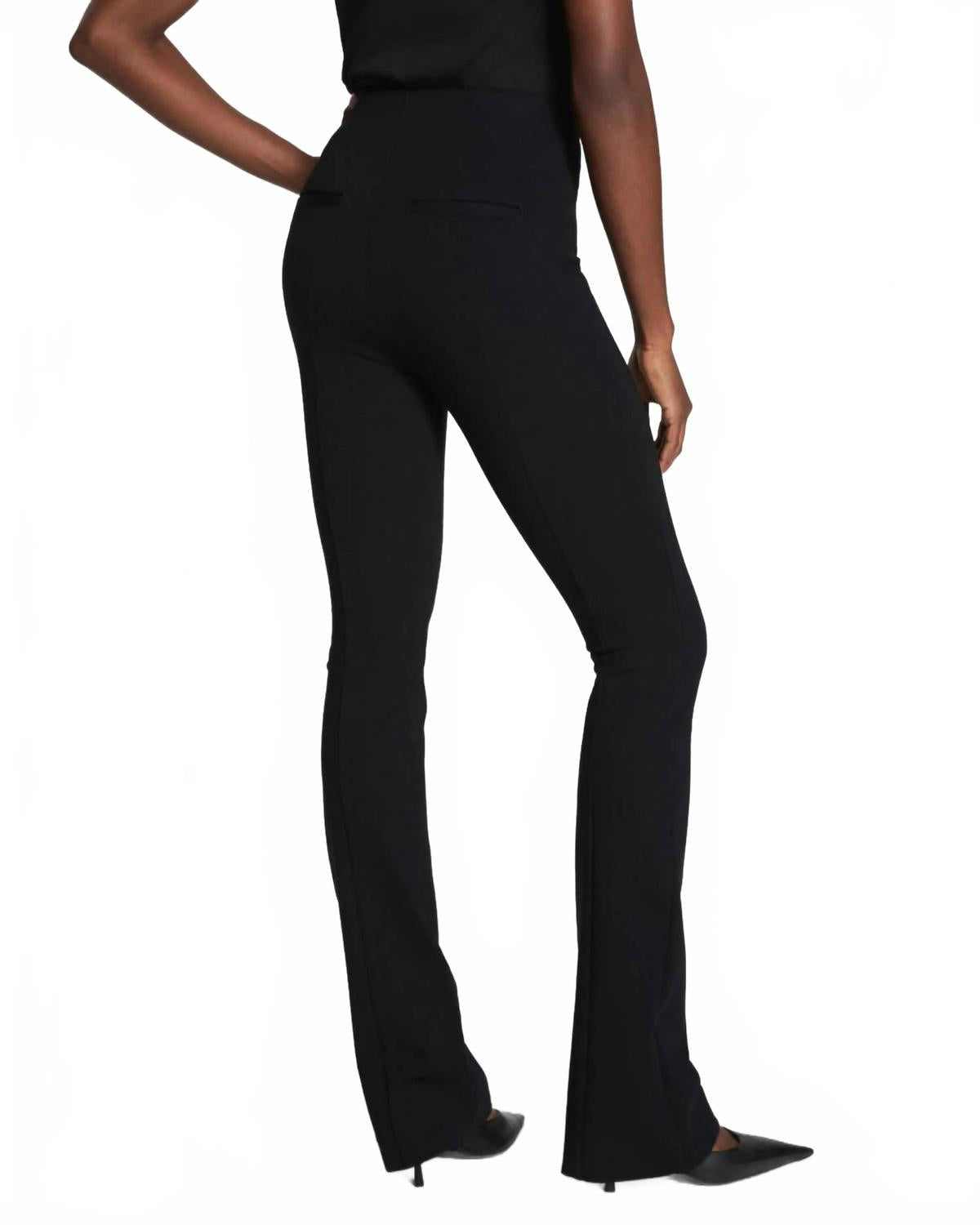 Pantalón color negro