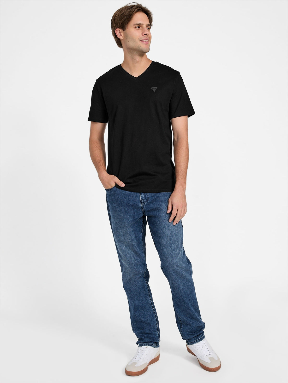 Camiseta con cuello en V