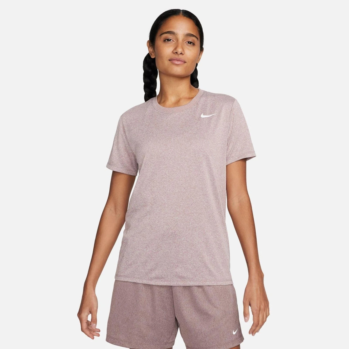 Top de mujer con cuello redondo de corte amplio color café