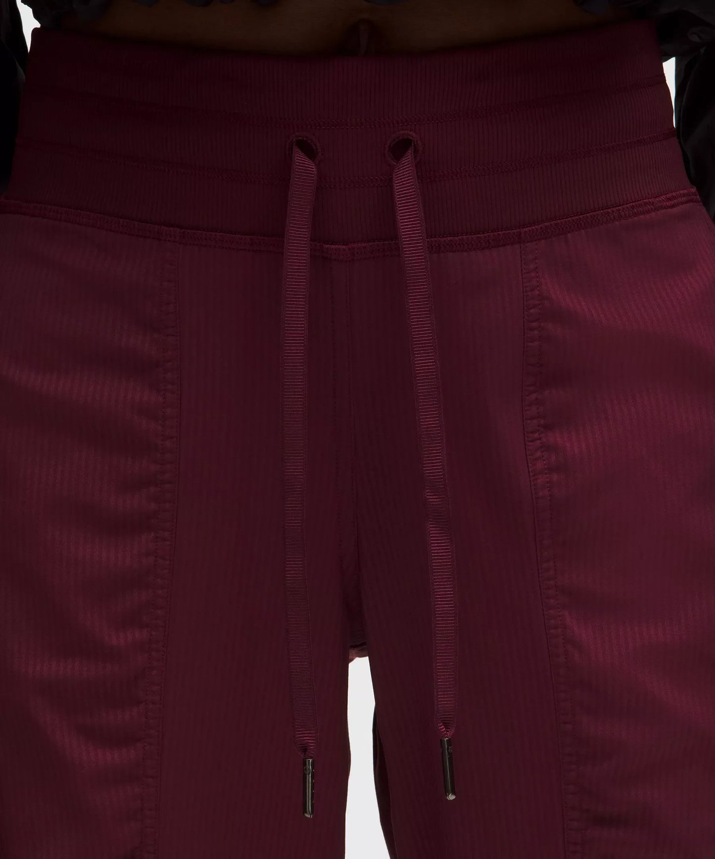 Pantalón deportivo de tiro medio