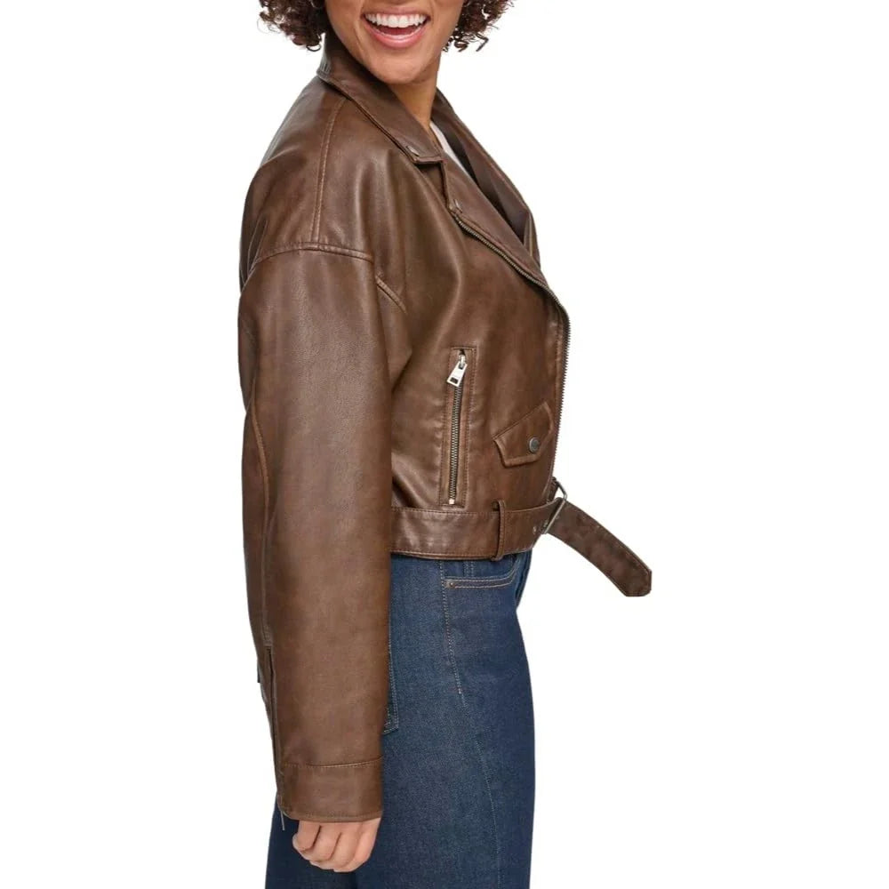 Chaqueta de mujer de efecto cuero