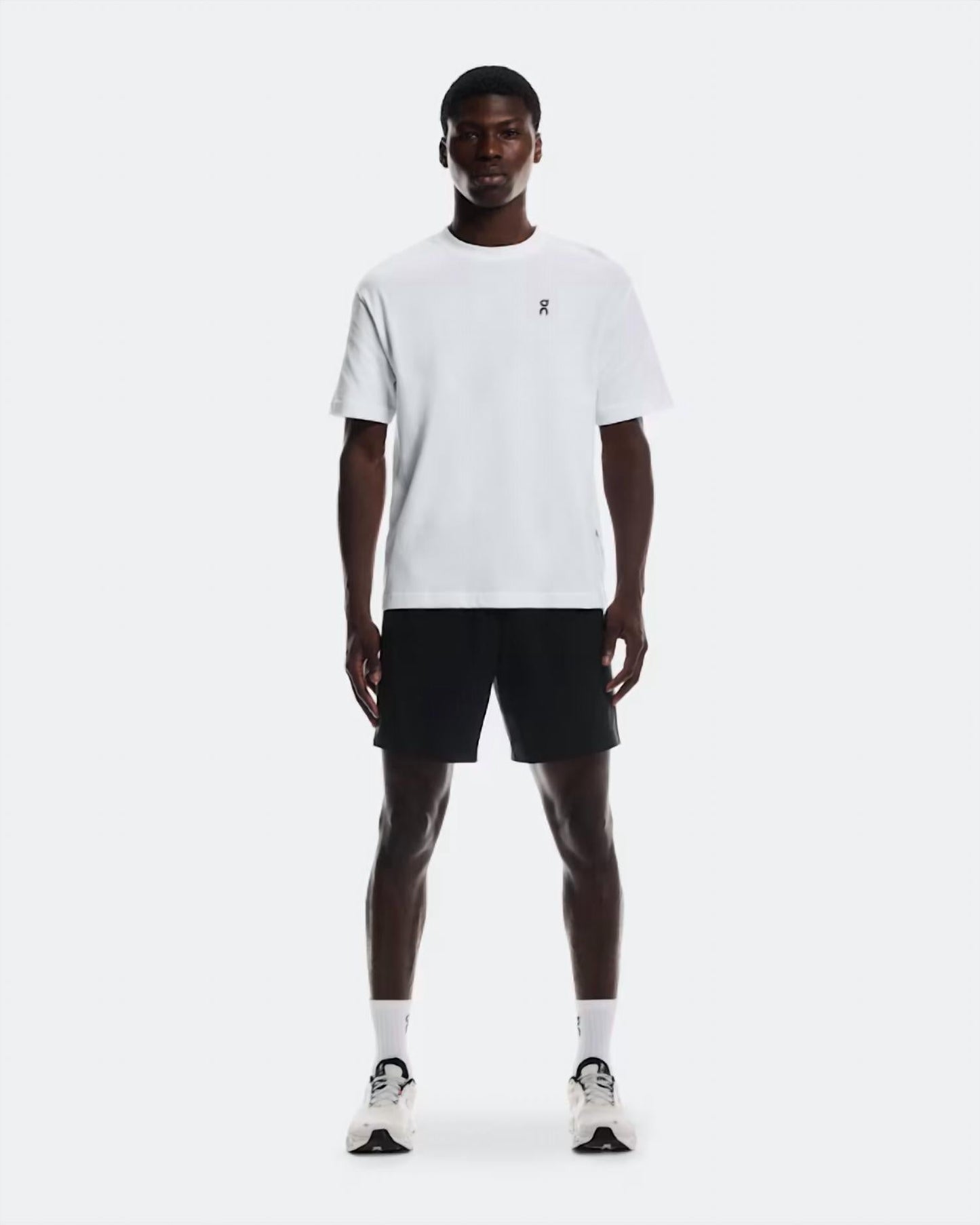 Short color negro