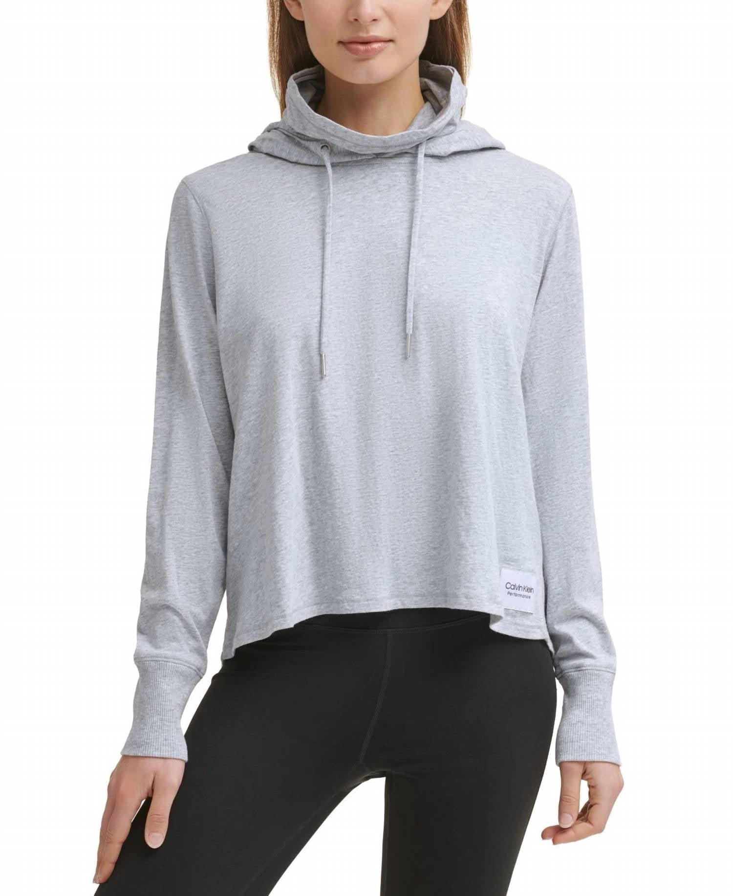 Buzo con capucha color gris