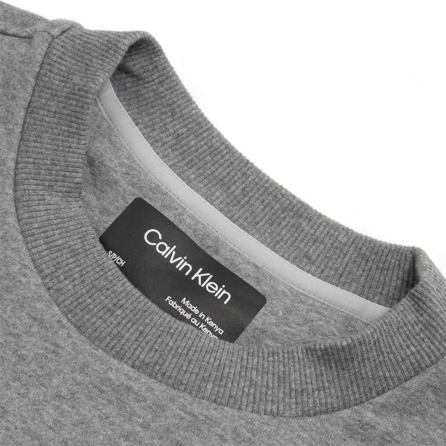 Buzo de hombre con cuello redondo color gris