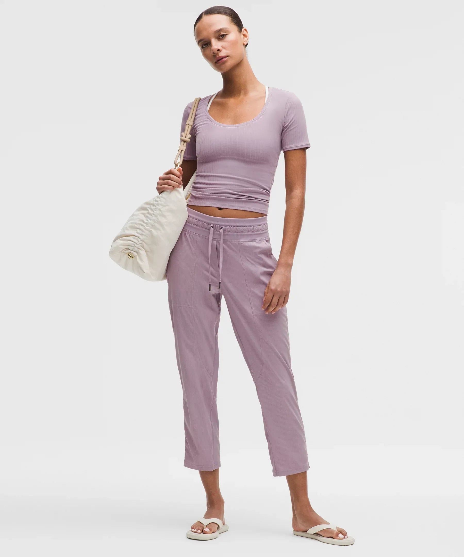 Pantalón de tiro medio
