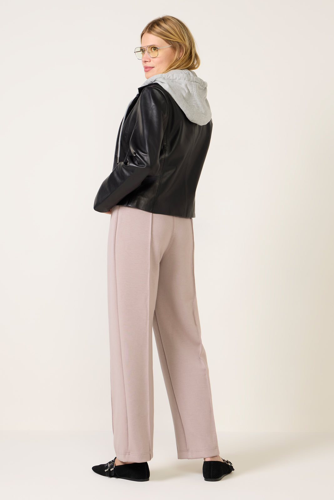 Pantalón de mujer de corte recto