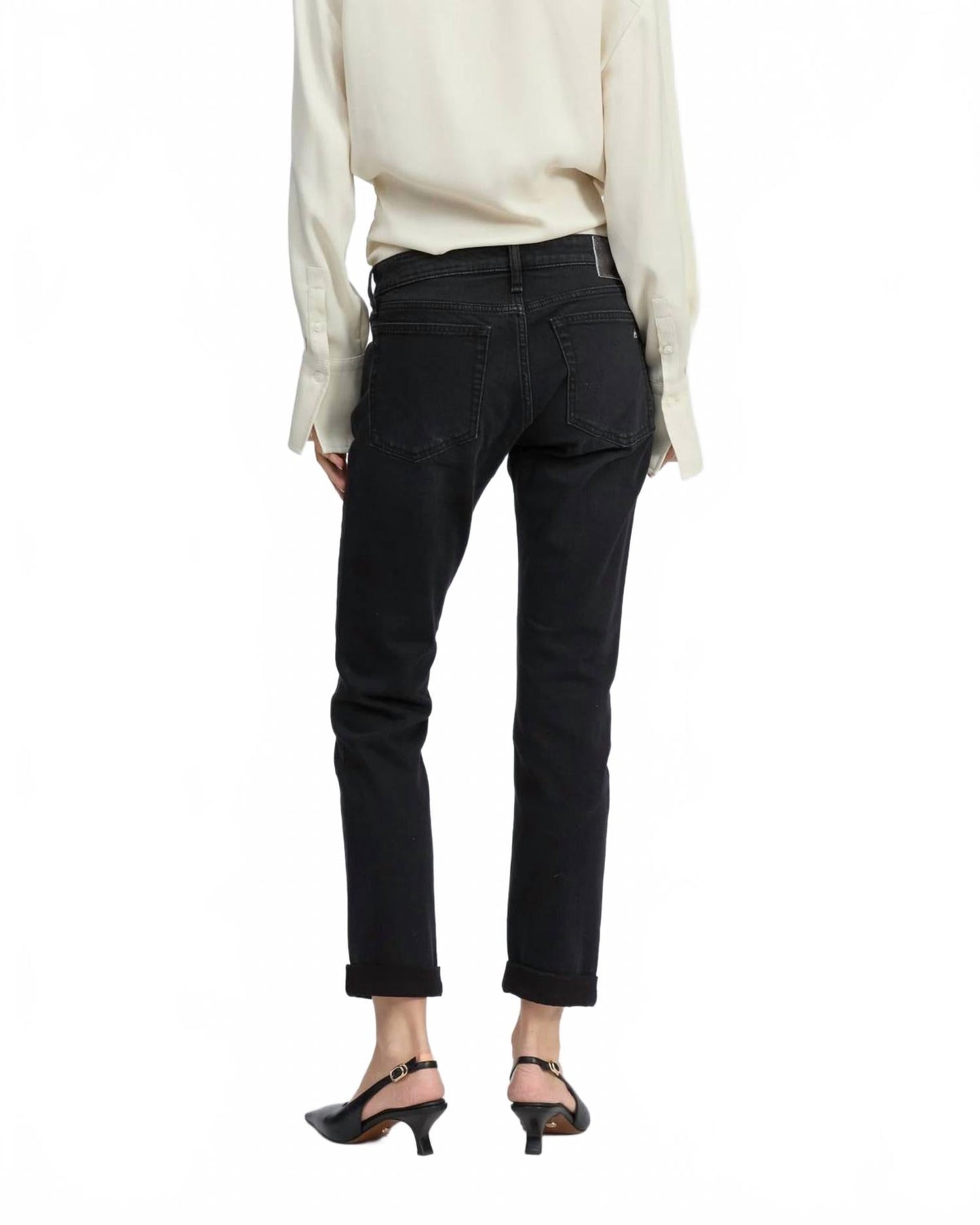 Jean color negro